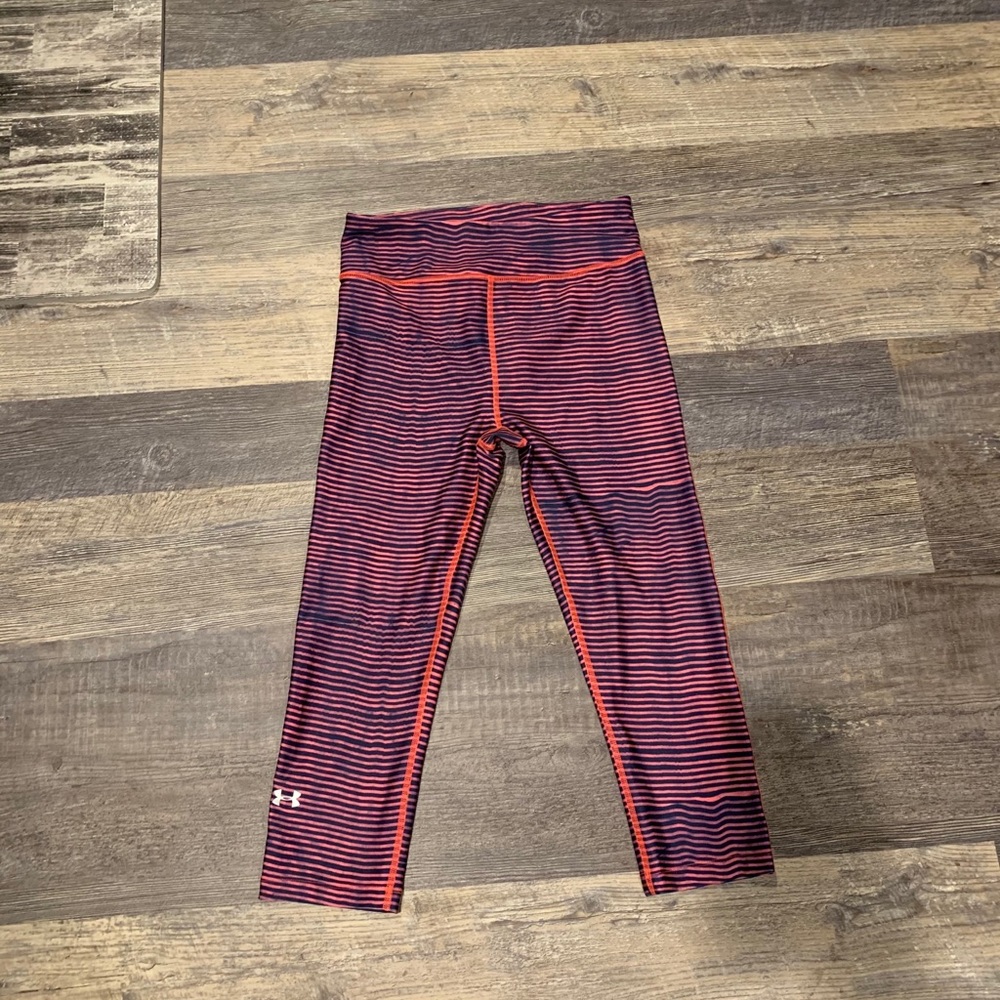 Under Armour cropped/Capri performance leggings